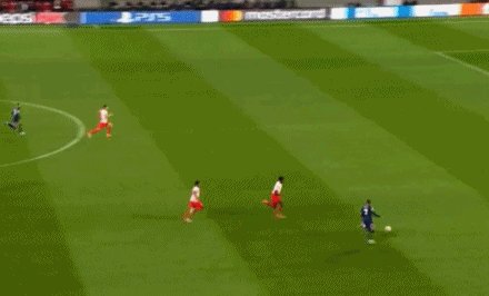 1635978447009025483.gif